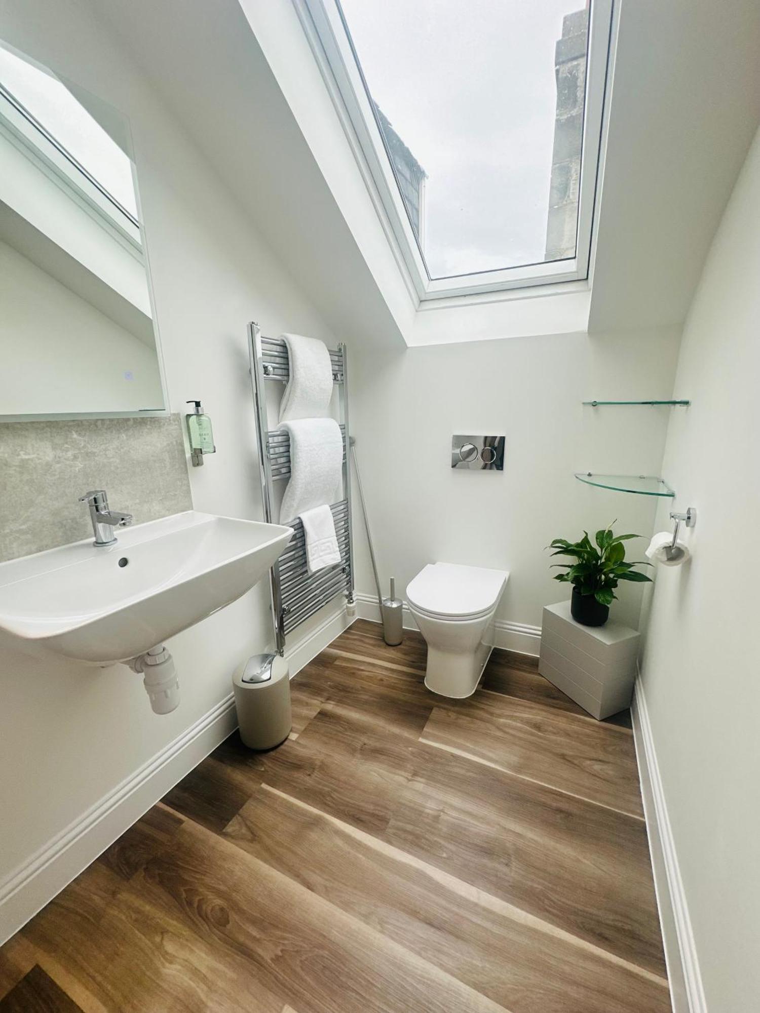 Barnet House Serviced Apartments Dunfermline Exteriér fotografie
