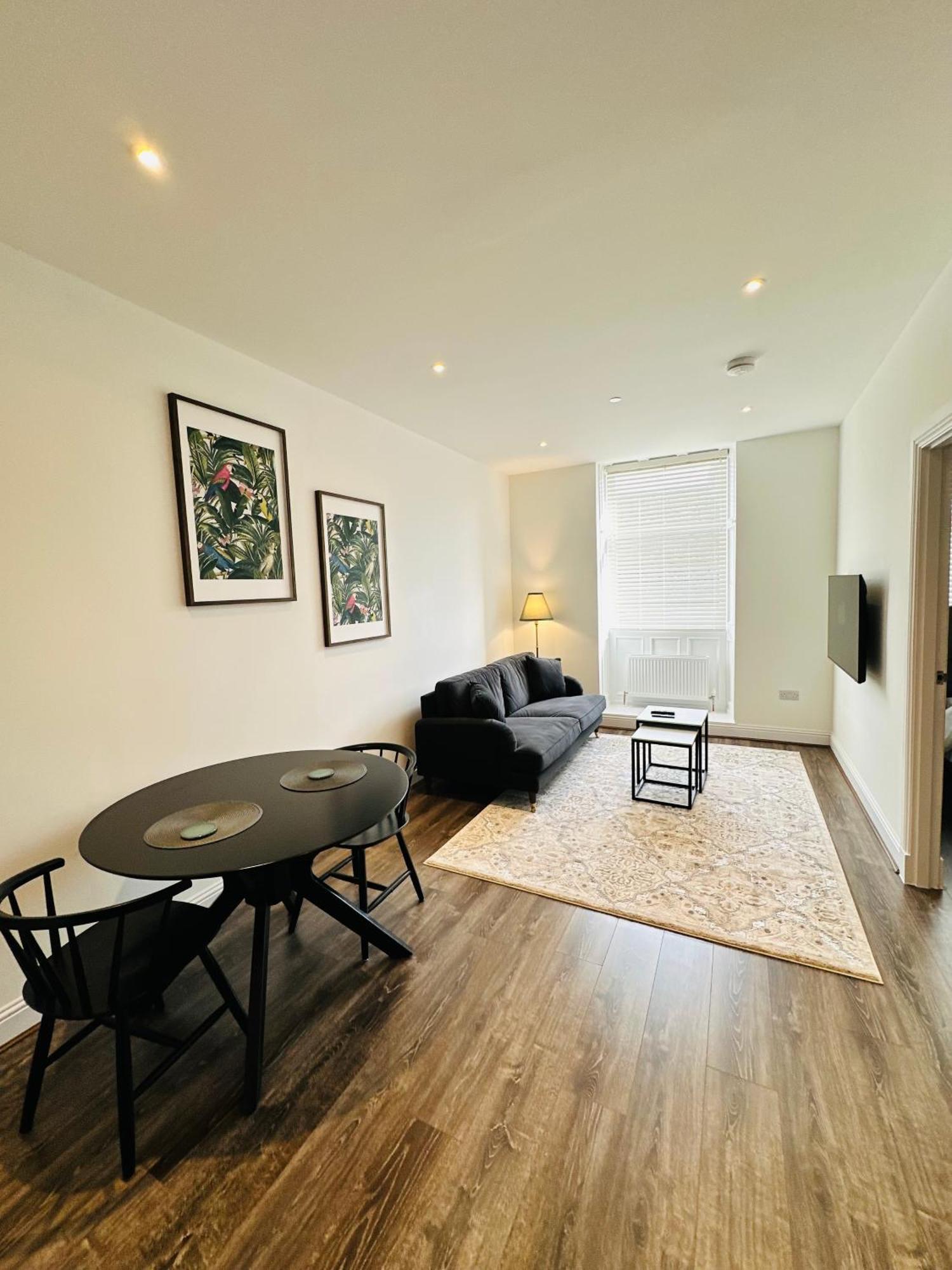 Barnet House Serviced Apartments Dunfermline Exteriér fotografie