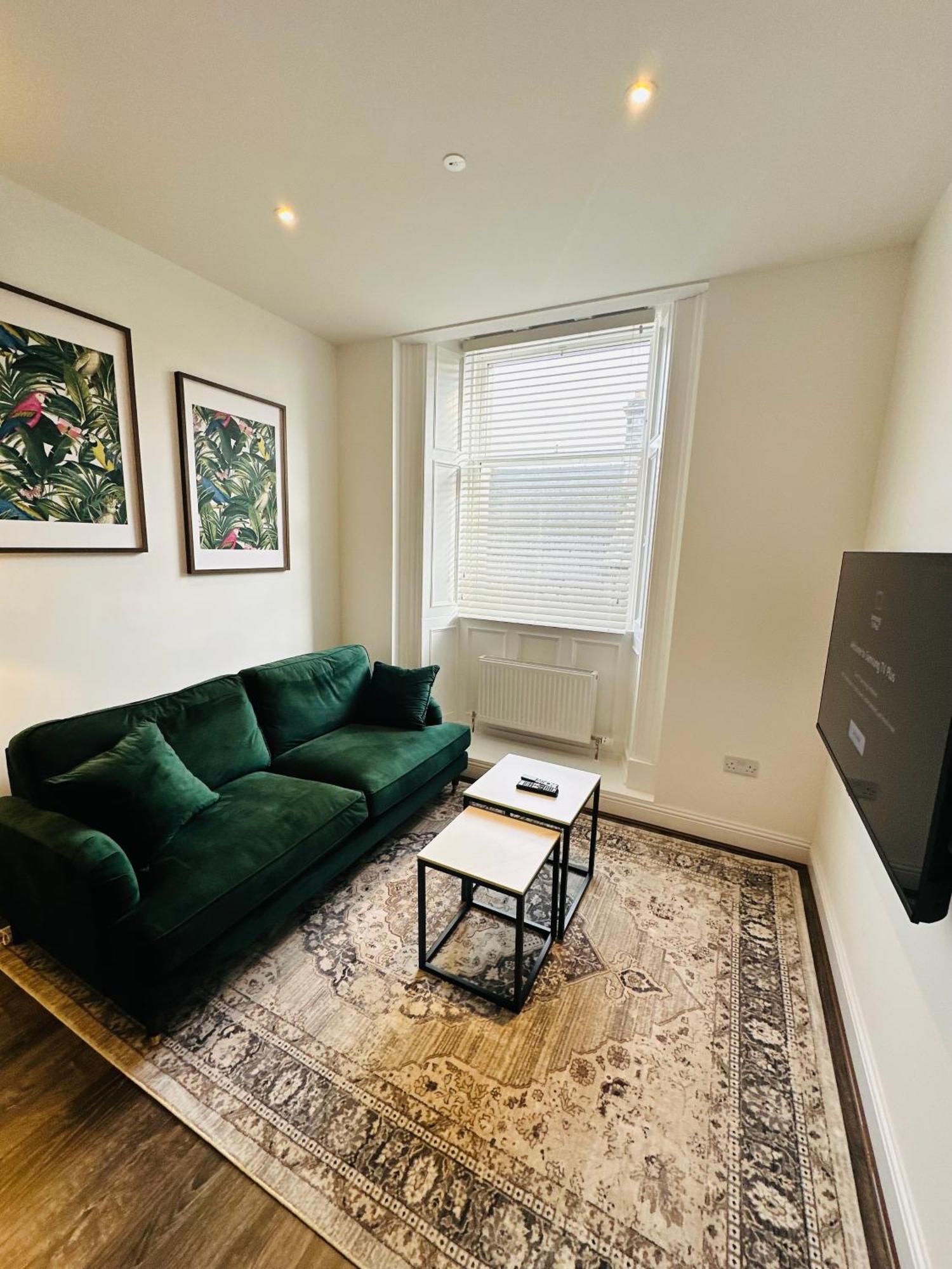 Barnet House Serviced Apartments Dunfermline Exteriér fotografie